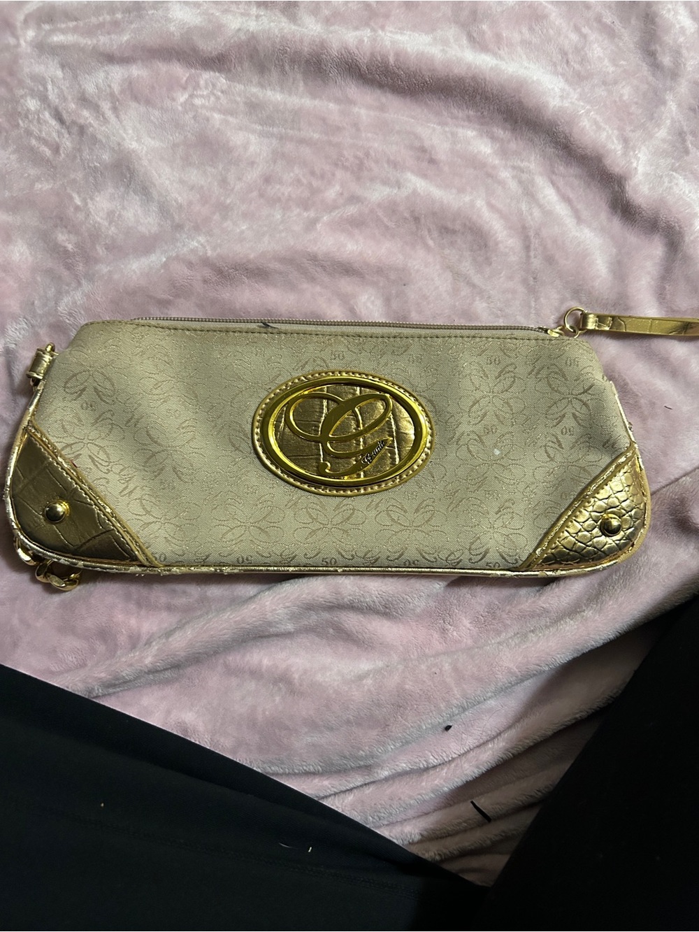 y2k G unit Gold Accent Beige Wristlet Clutch